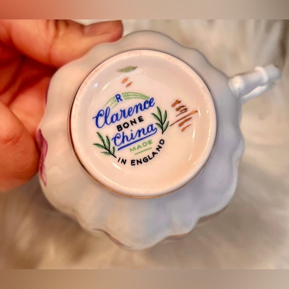 VINTAGE CLARENCE BONE CHINA TEACUP TEA CUP & SAUCER MADE IN ENGLAND 889/11 - Picture 4 of 9